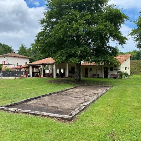Luxury Safari Tents At Moulin Du Pommier Glamping & Tente de luxe *