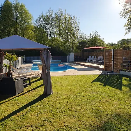 Luxury tent Luxury Safari Tents At Moulin Du Pommier Glamping & Saulgond