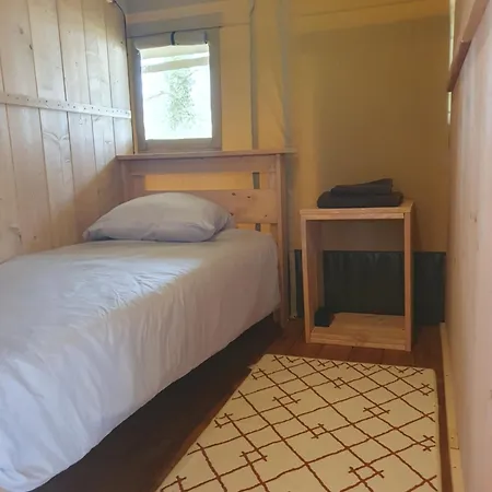 럭셔리텐트 Luxury Safari Tents At Moulin Du Pommier Glamping & Saulgond