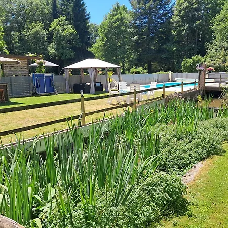 Luxury Safari Tents At Moulin Du Pommier Glamping & Luxury tent Saulgond