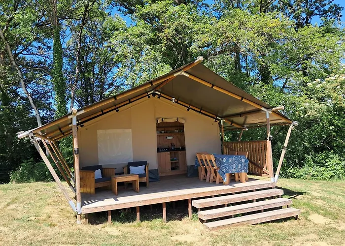 Luxury Safari Tents At Moulin Du Pommier Glamping & Campismo de Luxo *